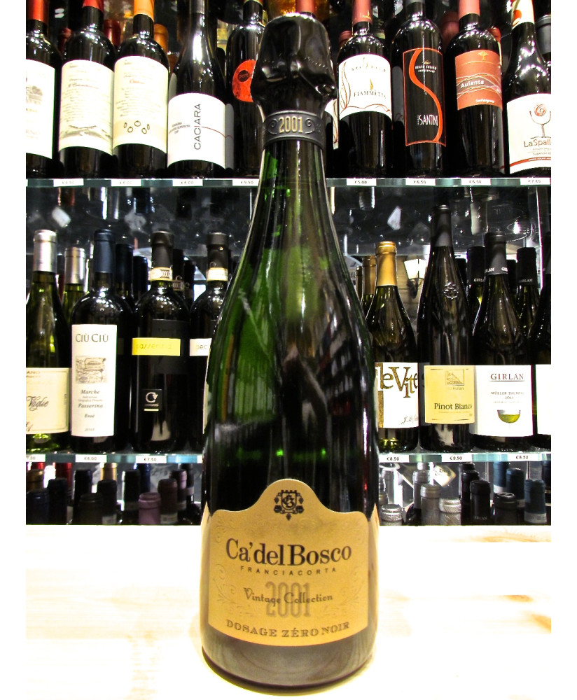 Online sales Ca 'del Bosco Vintage Dosage Zéro Millesime Noir 2001, 100% pinot noir. Shop online New Millesime Franciacorta Dosa