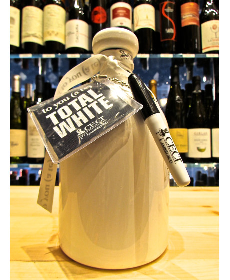 sale online Lambrusco white chickpeas bottle blackboard Total White, shop online Lambrusco vinified in white chickpeas bottle bl