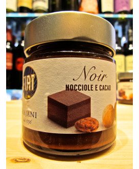 Vendita online Majani Crema Spalmabile Fiat Noir di cacao e nocciole. Shop on line creme Spalmabili fondenti Majani. Prezzi