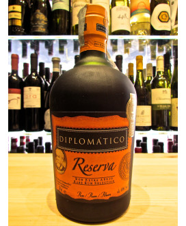 Vendita online Rum Diplomatico Reserva, miglior prezzo. Consegna in 24/48 ore. Shop on line rhum Venezuelano Diplomatico Riserva