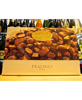 Online sales of gift boxes of chocolates Caffarel, Luserna San Giovanni - Turin. Shop online gift Gianduiotti, hazelnut chocolat