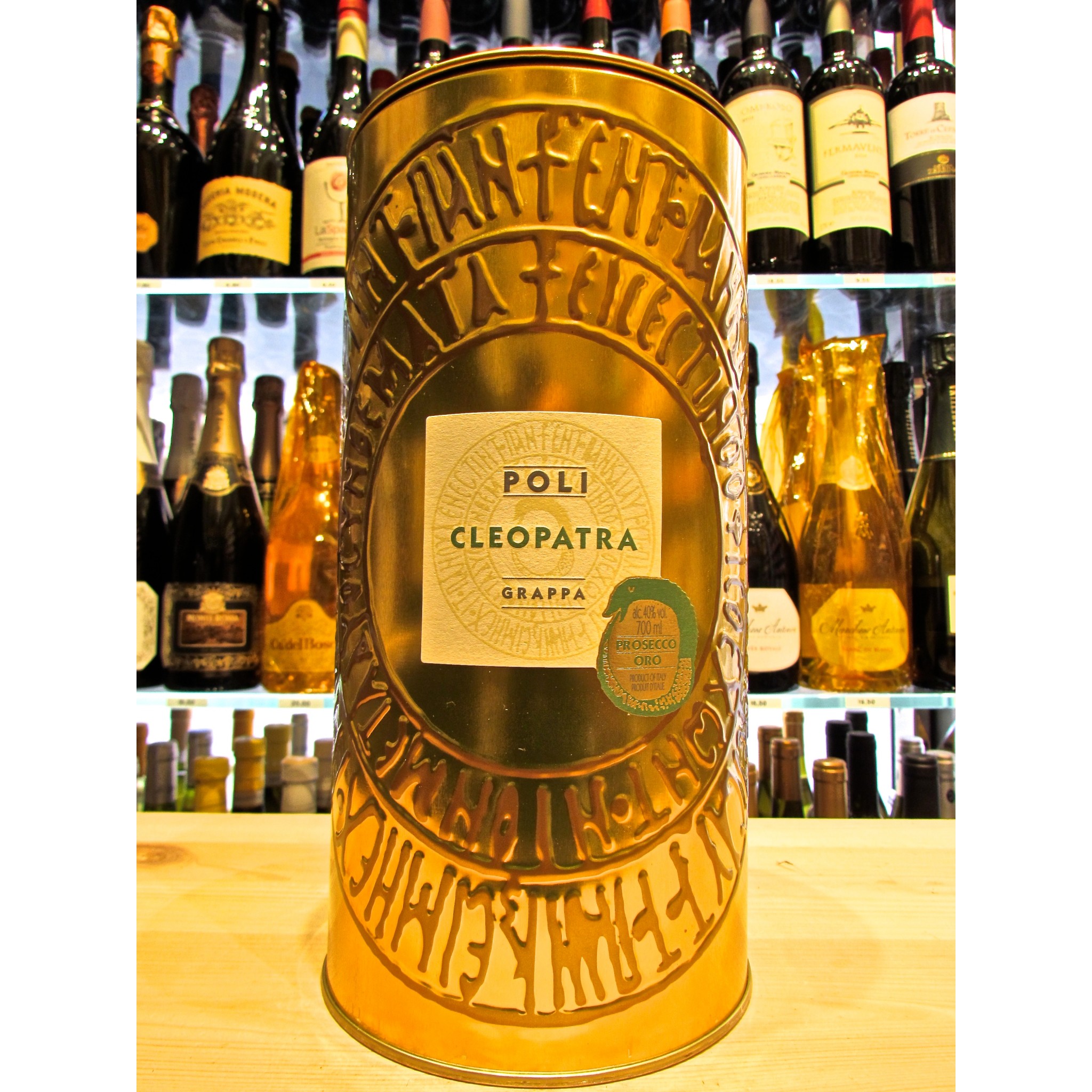 Online sale italian Grappa Poli Cleopatra Oro Prosecco. Buy online aged  grappa at the best price. Shop grappa Poli