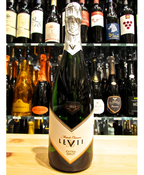 Shop online Trento Doc Levii vintage extra brut. Shop on line best price italian sparkling quality white wine