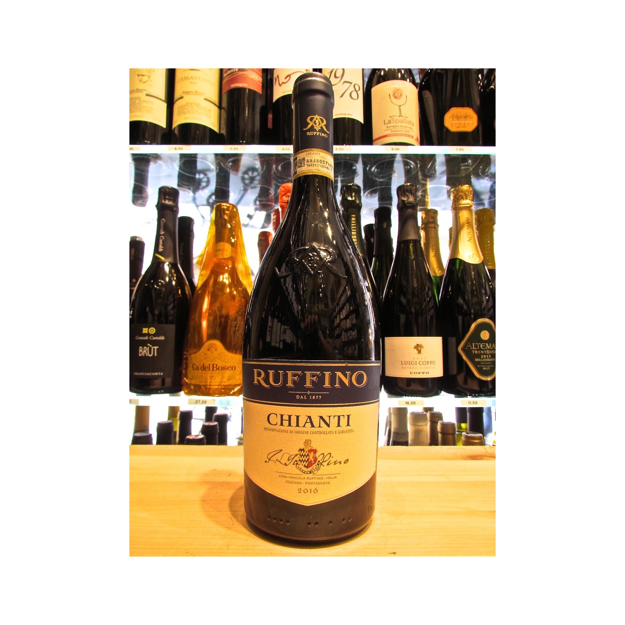 Shop online Chianti Ruffino. Best price online sales Tuscan red wine Ruffino  winery. Tuscany red wines prices
