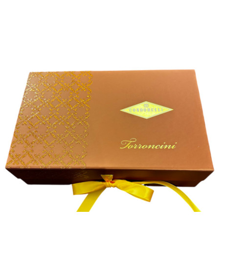 Online sales Torroncini Siciliani Condorelli Belper Catania. Shop online soft nougat covered in milk chocolate, dark chocolate, 