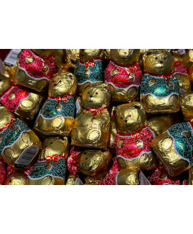 Online sales Bears Lindt chocolate. Shop online osetto Lindt. Prices online Lindt chocolates in the shape of a bear. Best price 